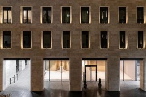 Архитектурное освещение ЖК Цвет 32