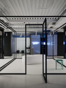 освещение офиса ROCA GROUP Space